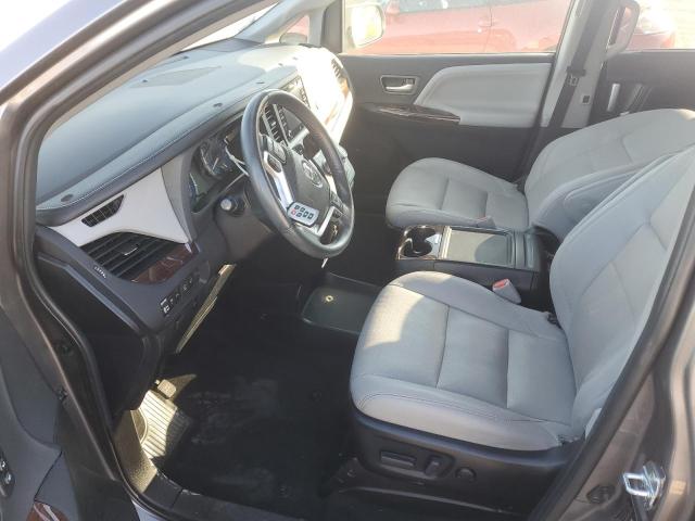 Photo 7 from auction – 2018 TOYOTA SIENNA XLE with VIN 5TDDZ3DC3JS208904