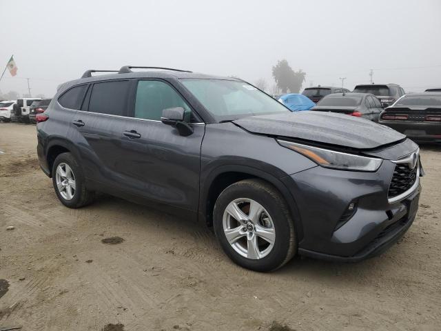Photo 4 from auction – 2022 TOYOTA HIGHLANDER with VIN 5TDZARAH9NS513748