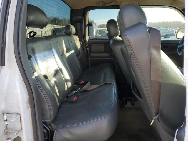 Photo 10 from auction – 2003 CHEVROLET SILVERADO with VIN 2GCEC19T031182338