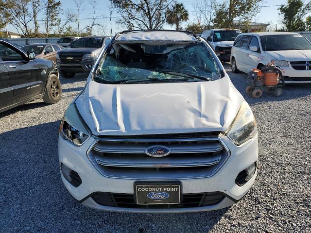 Photo 5 from auction – 2017 FORD ESCAPE SE with VIN 1FMCU0G90HUA82043