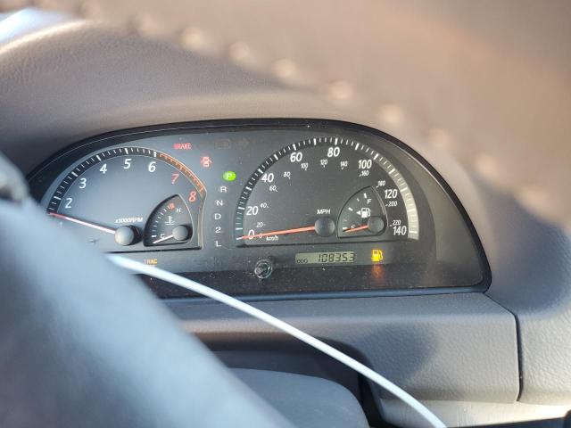 Photo 9 from auction – 2002 TOYOTA CAMRY LE with VIN 4T1BF30K02U023067