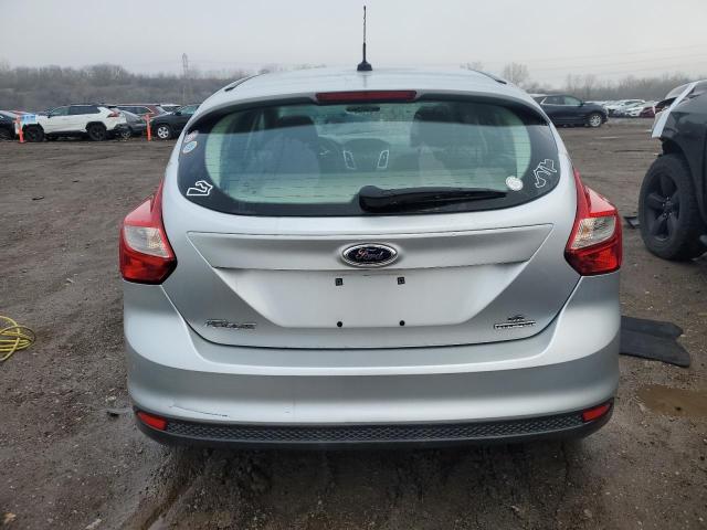 Foto 6 de la subasta – 2013 FORD FOCUS SE con VIN 1FADP3K29DL130690