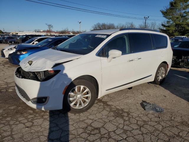 CHRYSLER PACIFICA T 2018 with VIN 2C4RC1EG2JR108461 - Photo from auction