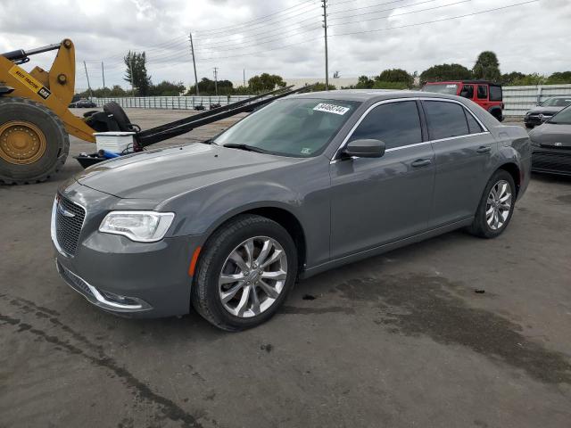 CHRYSLER 300 TOURIN 2019 with VIN 2C3CCARG6KH676403 - Photo from auction