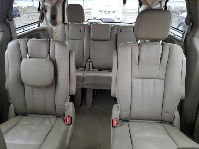 Photo 10 from auction – 2016 CHRYSLER TOWN & COU with VIN 2C4RC1BG9GR254577