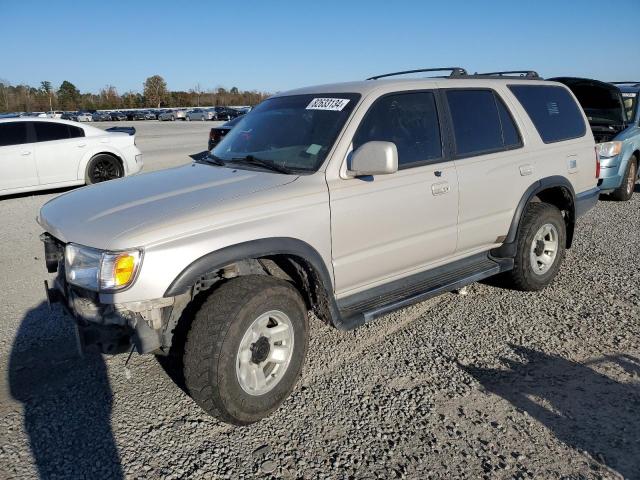 TOYOTA 4RUNNER SR 2000 with VIN JT3GN86R7Y0172370 - Photo from auction