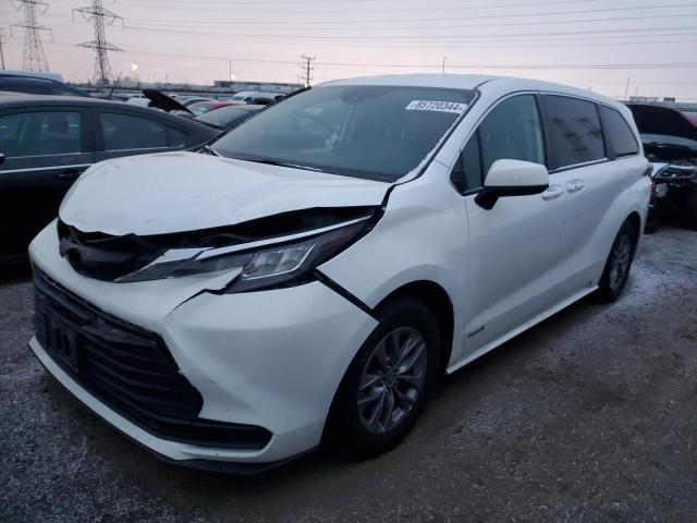 Photo 1 from auction – 2021 TOYOTA SIENNA LE with VIN 5TDKRKEC9MS010171