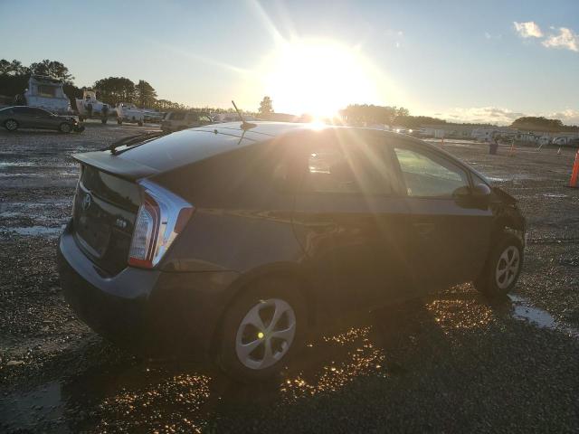 Photo 3 from auction – 2013 TOYOTA PRIUS with VIN JTDKN3DU6D1679474