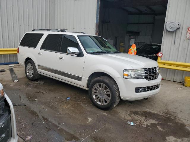 Photo 4 from auction – 2014 LINCOLN NAVIGATOR with VIN 5LMJJ3J56EEL06961