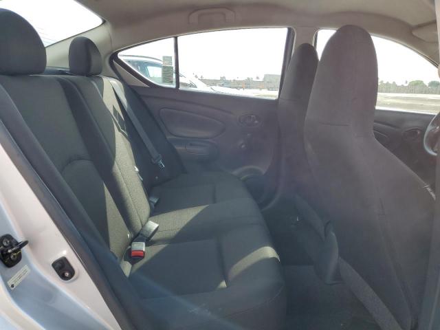 Photo 10 from auction – 2015 NISSAN VERSA S with VIN 3N1CN7AP4FL882761