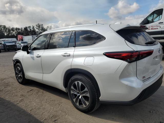 Photo 2 from auction – 2021 TOYOTA HIGHLANDER with VIN 5TDGZRAH9MS031358