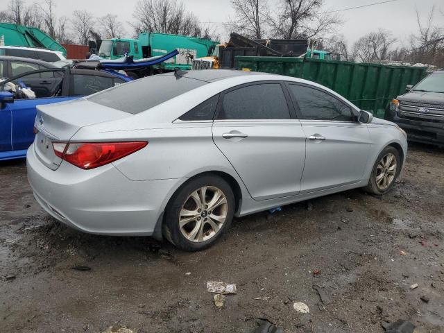 Photo 3 from auction – 2012 HYUNDAI SONATA SE with VIN 5NPEC4AC0CH430230