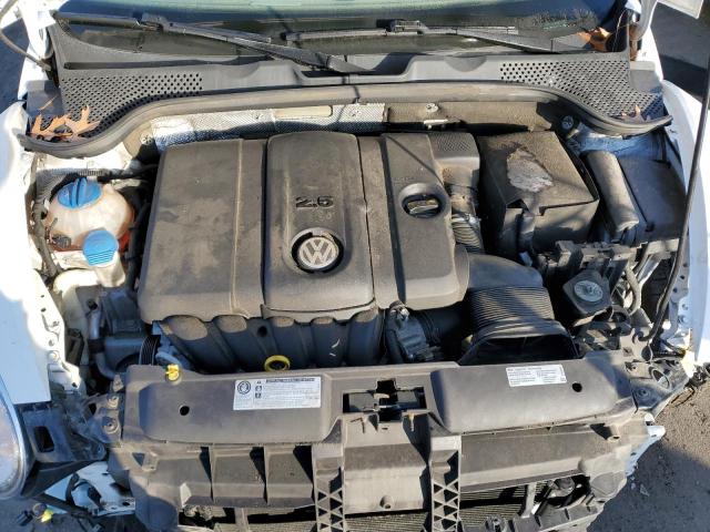 Photo 11 from auction – 2014 VOLKSWAGEN BEETLE with VIN 3VWJP7AT8EM610831
