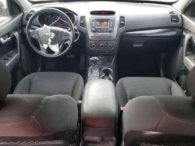 Photo 8 from auction – 2015 KIA SORENTO LX with VIN 5XYKT3A63FG565107