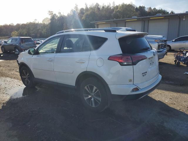 Photo 2 from auction – 2017 TOYOTA RAV4 XLE with VIN JTMRFREV7HD216186