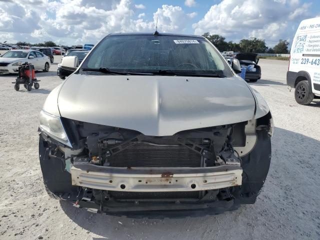 Photo 5 from auction – 2011 LINCOLN MKX with VIN 2LMDJ6JK3BBJ17428