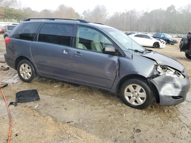 Photo 4 from auction – 2010 TOYOTA SIENNA CE with VIN 5TDKK4CC1AS293700