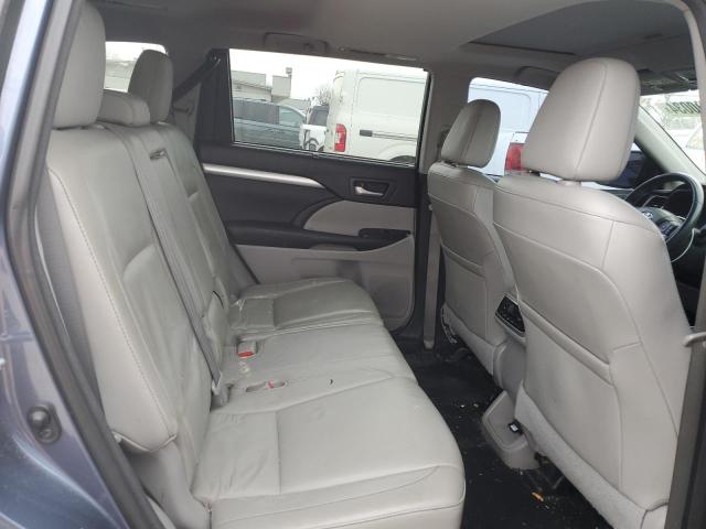 Photo 11 from auction – 2015 TOYOTA HIGHLANDER with VIN 5TDJKRFHXFS149649