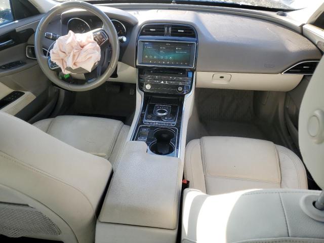 Photo 8 from auction – 2017 JAGUAR XE PRESTIG with VIN SAJAK4BVXHA974414
