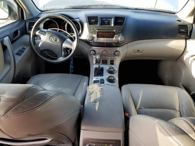 Photo 8 from auction – 2011 TOYOTA HIGHLANDER with VIN 5TDZA3EH3BS015595