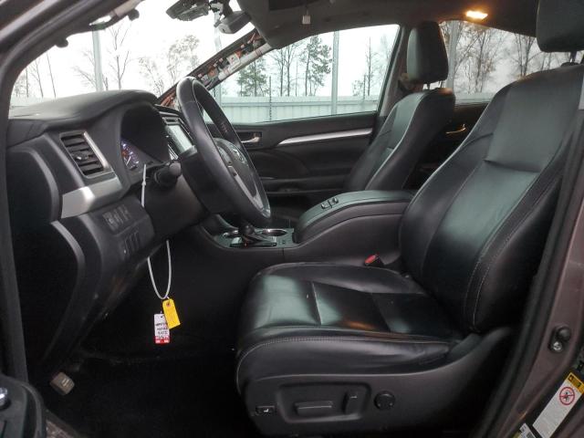 Photo 7 from auction – 2018 TOYOTA HIGHLANDER with VIN 5TDKZRFH6JS262314