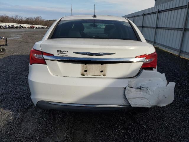 Photo 6 from auction – 2011 CHRYSLER 200 LX with VIN 1C3BC4FB1BN560376