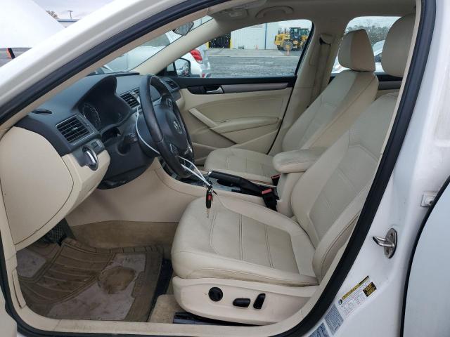 Photo 7 from auction – 2015 VOLKSWAGEN PASSAT SE with VIN 1VWBV7A35FC092674