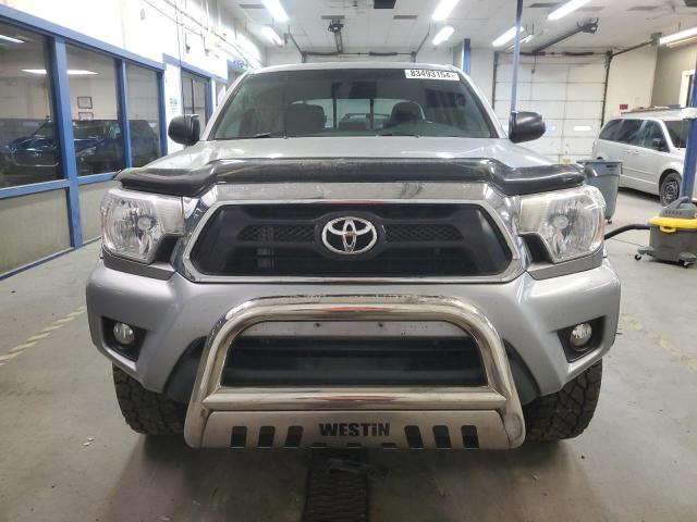 Photo 5 from auction – 2015 TOYOTA TACOMA DOU with VIN 3TMLU4EN7FM190141