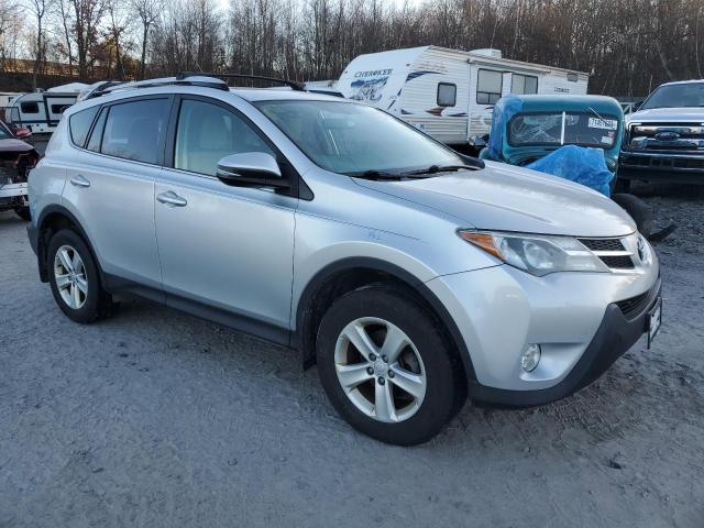 Photo 4 from auction – 2014 TOYOTA RAV4 XLE with VIN JTMRFREV4ED074116