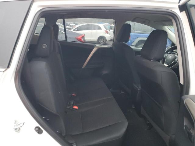 Photo 11 from auction – 2014 TOYOTA RAV4 LE with VIN 2T3BFREV7EW140422