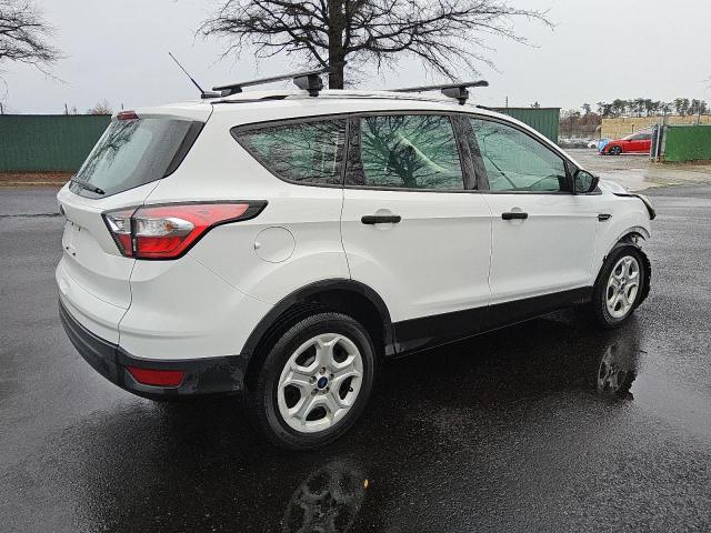 Photo 3 from auction – 2018 FORD ESCAPE S with VIN 1FMCU0F71JUB15220