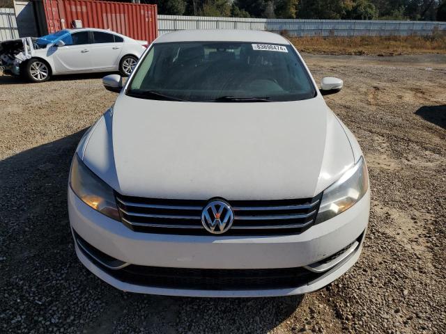 Photo 5 from auction – 2014 VOLKSWAGEN PASSAT S with VIN 1VWAT7A30EC033242