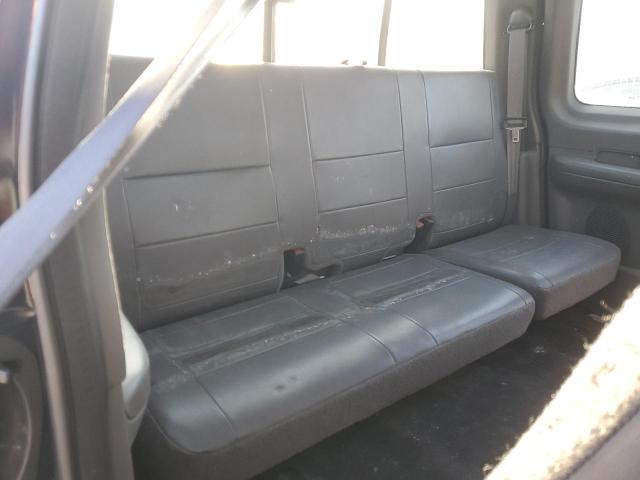 Photo 10 from auction – 2003 FORD F150 with VIN 2FTRX17283CB10355