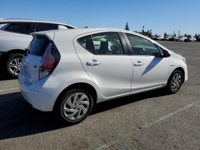 Photo 3 from auction – 2015 TOYOTA PRIUS C with VIN JTDKDTB3XF1104536