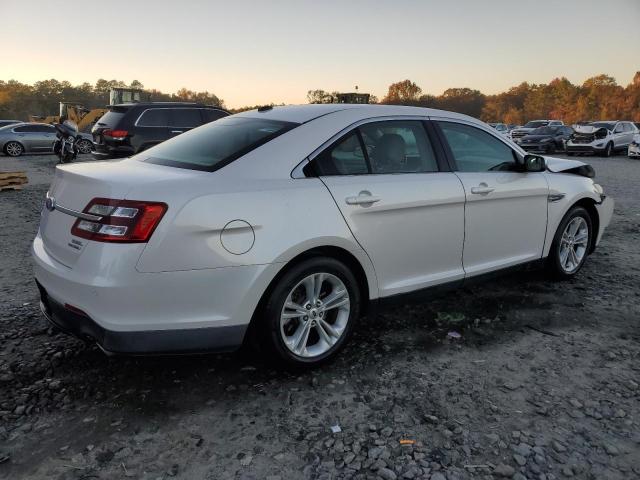 Photo 3 from auction – 2013 FORD TAURUS SEL with VIN 1FAHP2E81DG116092