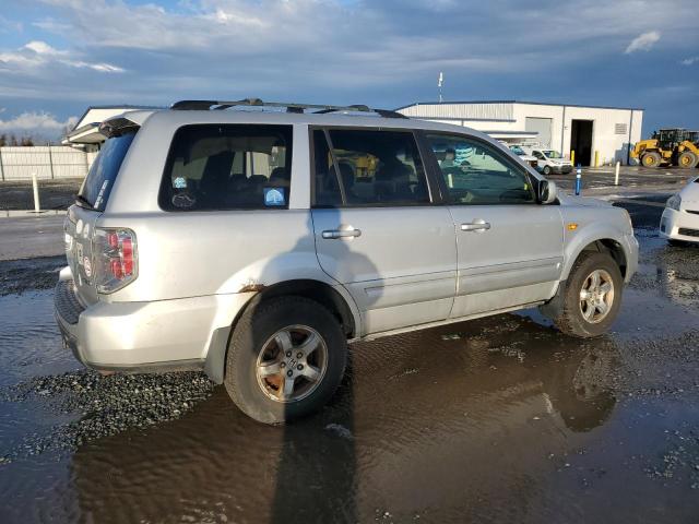Photo 3 from auction – 2006 HONDA PILOT EX with VIN 2HKYF185X6H558621