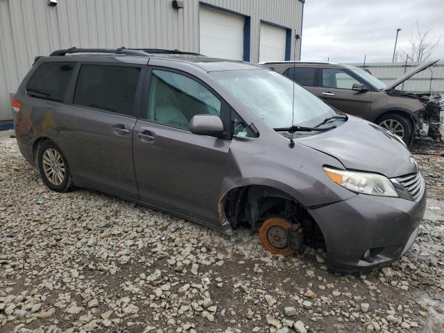 Photo 4 from auction – 2012 TOYOTA SIENNA XLE with VIN 5TDYK3DC2CS202469