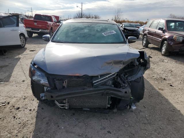 Photo 5 from auction – 2015 VOLKSWAGEN PASSAT SE with VIN 1VWBV7A34FC032126