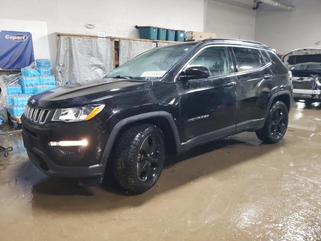 JEEP COMPASS LA 2017 with VIN 3C4NJCBBXHT690955 - Photo from auction