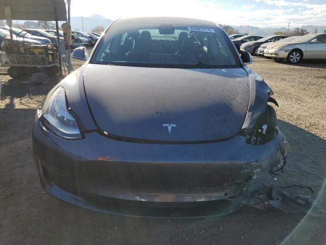Photo 5 from auction – 2019 TESLA MODEL 3 with VIN 5YJ3E1EBXKF389474