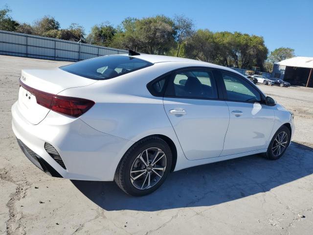 Photo 3 from auction – 2022 KIA FORTE FE with VIN 3KPF24AD8NE502315