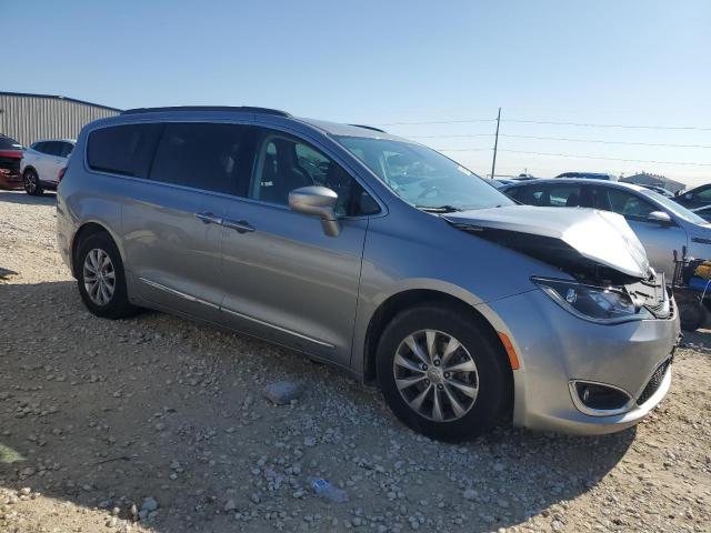 Photo 4 from auction – 2017 CHRYSLER PACIFICA T with VIN 2C4RC1BG2HR642171