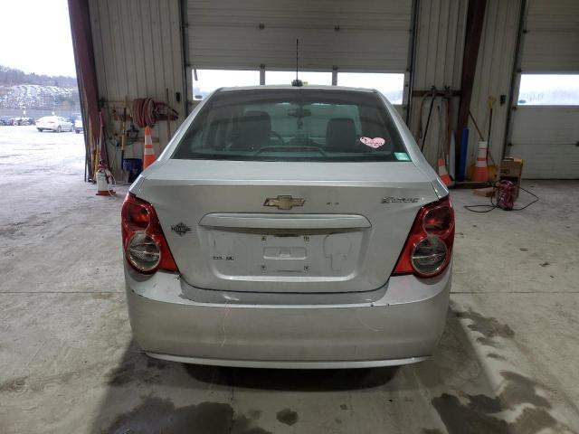 Photo 6 from auction – 2015 CHEVROLET SONIC LS with VIN 1G1JA5SG9F4134279
