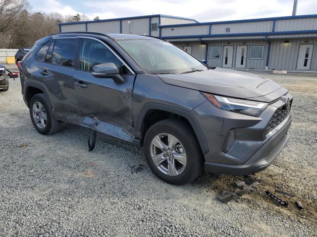 Photo 4 from auction – 2022 TOYOTA RAV4 XLE with VIN 2T3W1RFVXNC207613