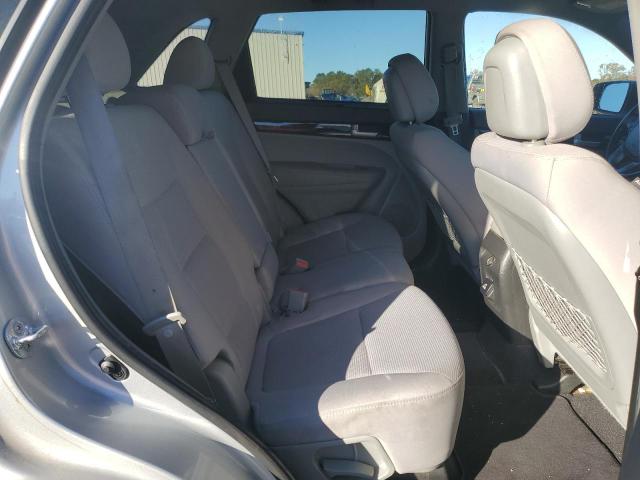 Photo 11 from auction – 2015 KIA SORENTO LX with VIN 5XYKT4A73FG587607
