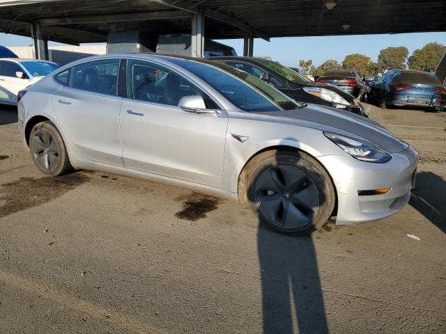 Photo 4 from auction – 2018 TESLA MODEL 3 with VIN 5YJ3E1EA5JF078489