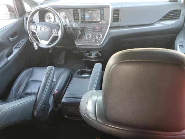 Photo 8 from auction – 2017 TOYOTA SIENNA SE with VIN 5TDXZ3DC4HS771760