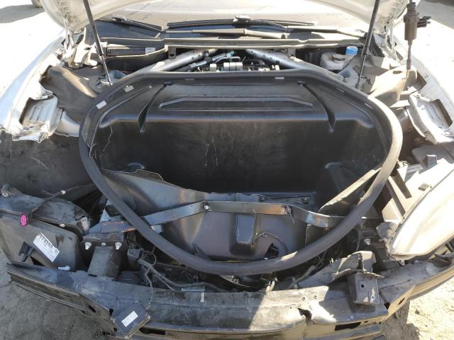 Photo 11 from auction – 2016 TESLA MODEL S with VIN 5YJSA1E27GF130648