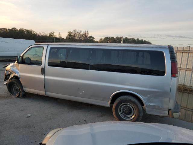 Photo 2 from auction – 2001 CHEVROLET EXPRESS G3 with VIN 1GAHG39RX11106199