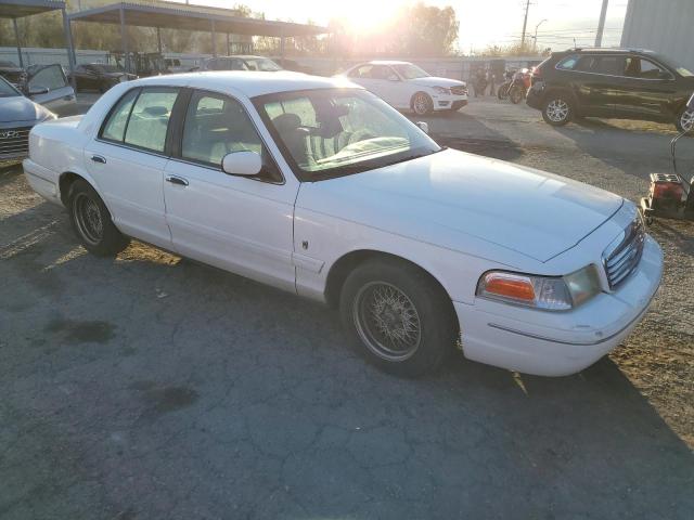 Photo 4 from auction – 2000 FORD CROWN VICT with VIN 2FAFP74W1YX198152